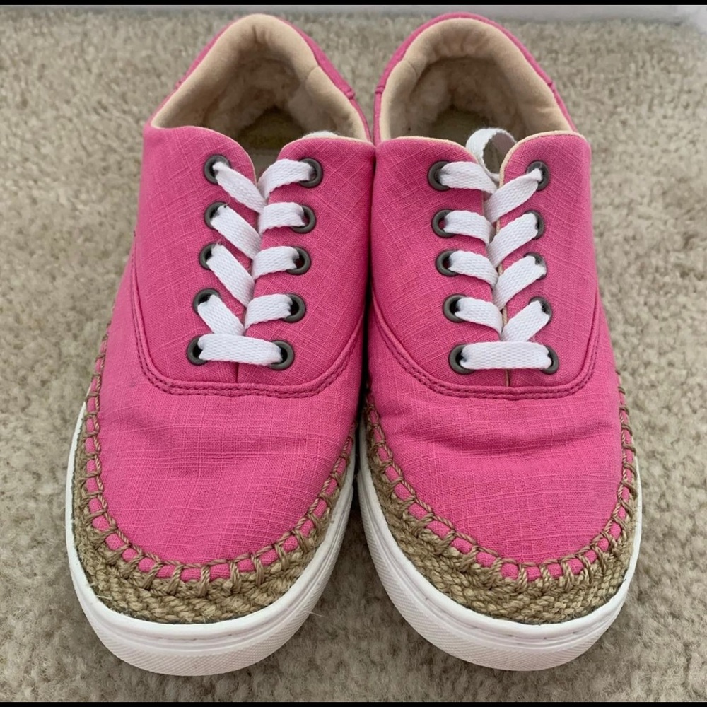 Ugg shoes